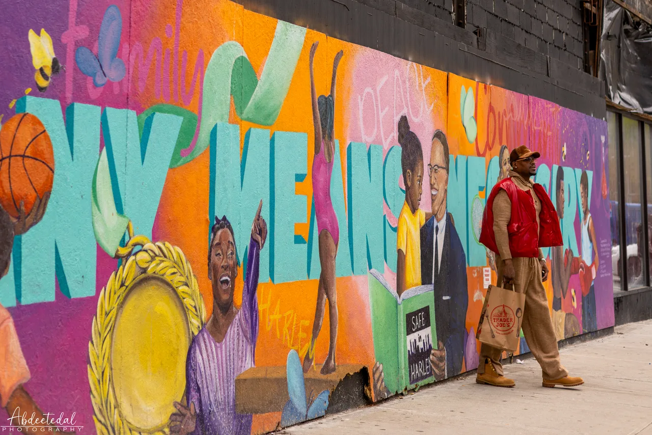Mural Sidewalk Graffiti